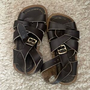 Saltwater girl sandals size 7